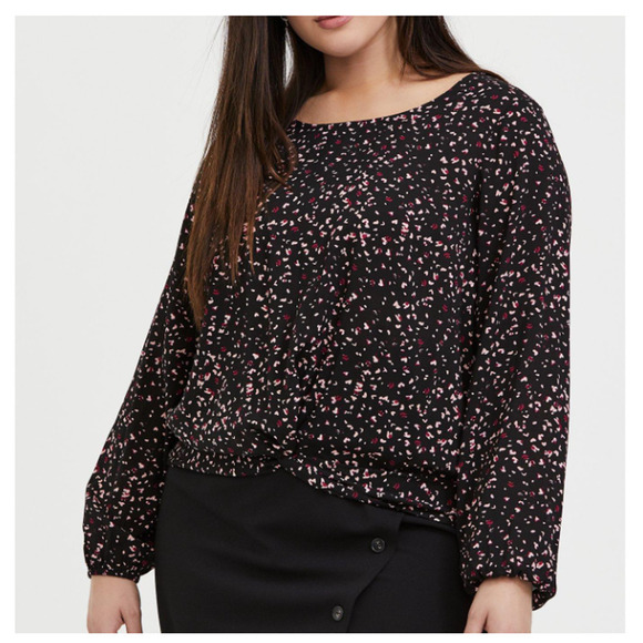 Torrid 0 Large Tunic Blouse Shirt Black Floral Challis Twist Front Crop Top - Picture 1 of 9
